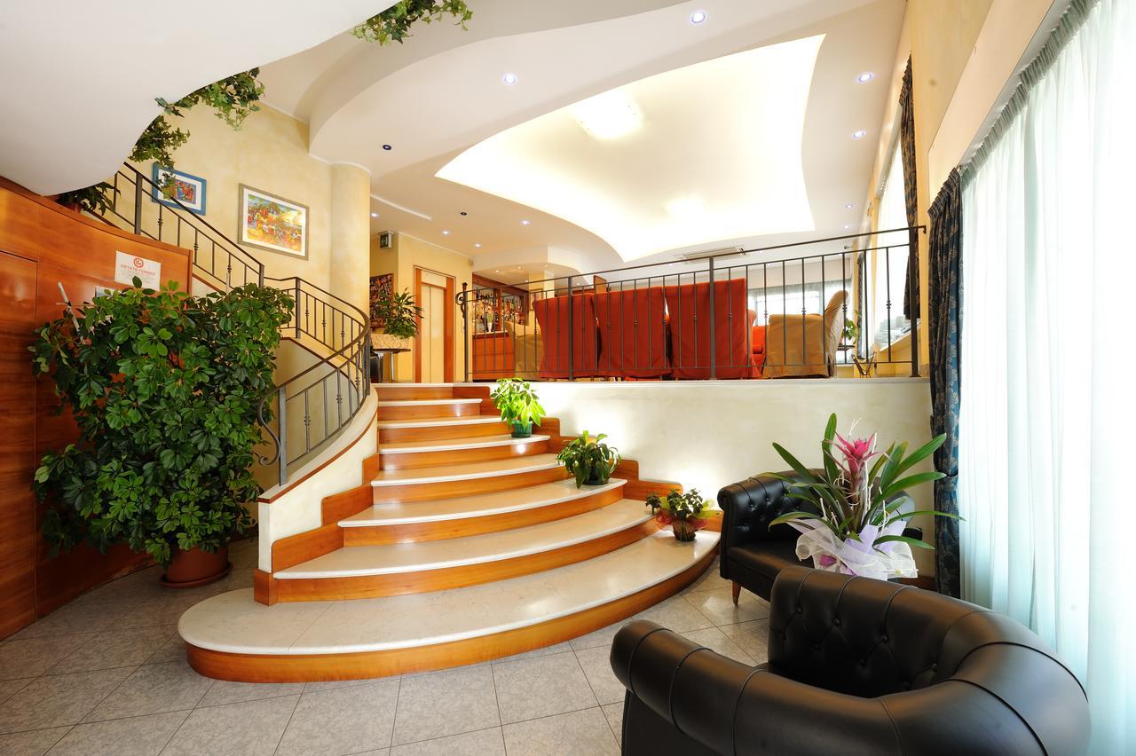 Hotel Mirabel Ρίμινι Εξωτερικό φωτογραφία