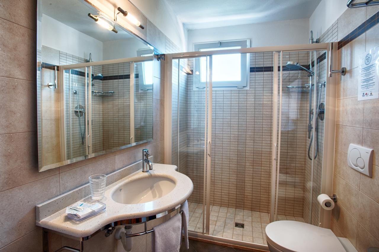 Hotel Mirabel Ρίμινι Εξωτερικό φωτογραφία